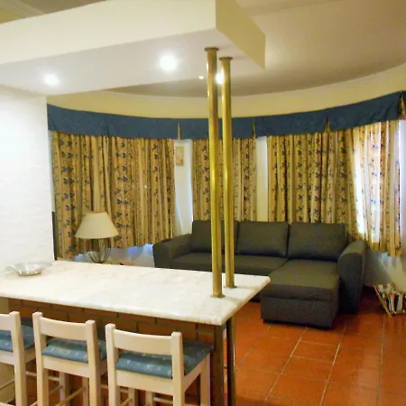 아파트 Apartamento No Parque Dos Reis *
